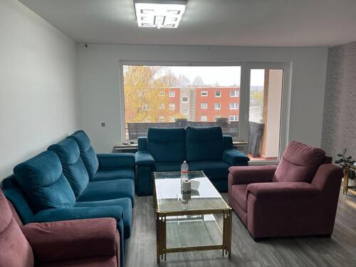 Foto - Frisch renovierte 3-Zimmer-Wohnung mit Balkon & Nobilia-Küche