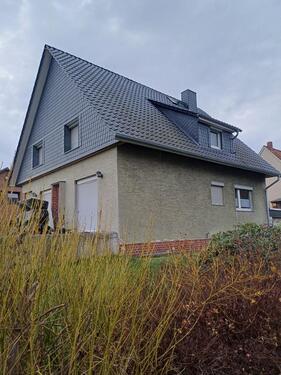 Foto - Einfamilienhaus in Lehrte - 285.000,00&nbsp;EUR Kaufpreis, ca.&nbsp; 145,00&nbsp;m&sup2;