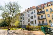 Foto - Tolle Mansardwohnung am 'Nürnberger Ei'. Schicker Altbau mit Balkon, Aufzug, Parkett, etc.