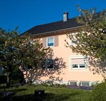 Schwedenhaus mit Garten in Tettnang – 228 m², 9 Zi., sofort frei