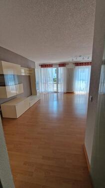 Foto - Hochwertig sanierte 2-Zimmer-Wohnung mit Südwest-Balkon, TG&Küche
