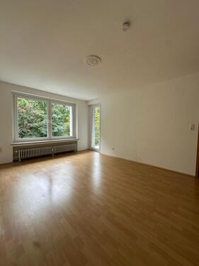 Foto - Gemütliche 2,5-Zimmer-Wohnung mit Balkon und Waldblick in Wuppertal – ideal für Singles oder Paare!