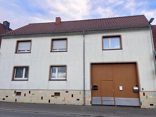 Foto - Mehrfamilienhaus mit Garage, Innenhof, Scheune und Garten
