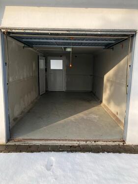 Foto - Garage zum unterstellen - 75,00&nbsp;EUR Miete,