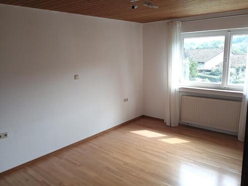 Foto - Etagenwohnung in Wiernsheim zur Miete