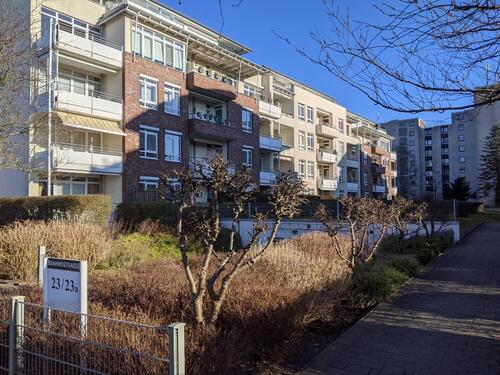 Foto - Helle 2-Zimmer-Wohnung mit großer Südwest-Loggia & Stellplatz