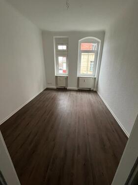 Foto - renovierte, schicke & helle Altbauwohnung mit Einbauküche in Dresden-Löbtau