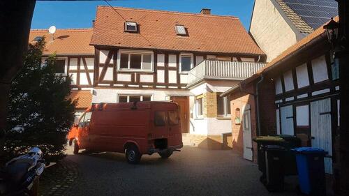 Foto - Vier Seitenhof Denkmal Fachwerk ohne Makler