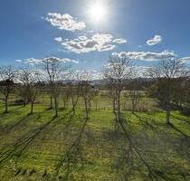 Helle 3-Zimmer-Wohnung mit Balkon & traumhaftem Haardt-Blick - Meckenheim