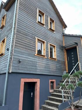Foto - Einfamilienhaus - mit Werkstatt und Garage