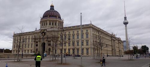 Foto - Etagenwohnung zur Miete in Berlin