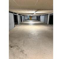 Tiefgaragenstellplatz mit Tor zu vermieten - Füssen