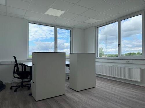 Foto - VB3746VHb Moderne, neuwertige Büroetage Nähe Obertraubling
