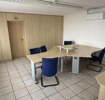 Voll ausgestattete Bürofläche mit eigenem Eingang Nähe A30 - Kirchlengern