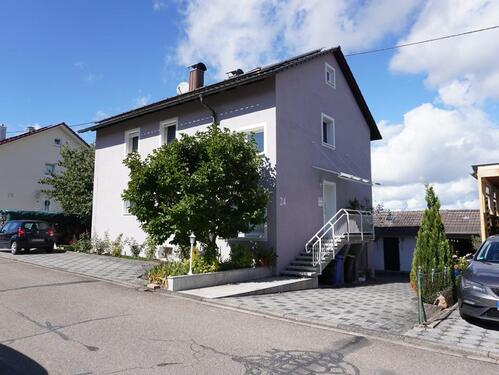 Foto - Zweifamilienhaus mit großem Garten, PV-Anlage & vielen Extras!