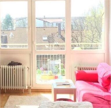 Foto - Zentral an der U2: vollmöblierte, ruhige Dachgeschoss-Wohnung