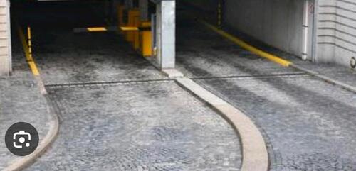 Foto - einzel garage zu vermieten badcanstadt