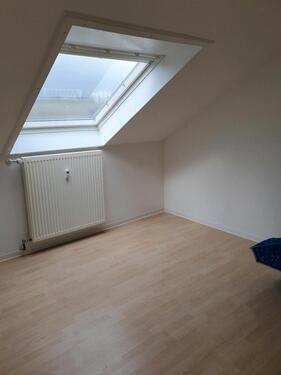 Foto - 3 Zimmer Dachgeschoßwohnung zur Miete in Stuttgart