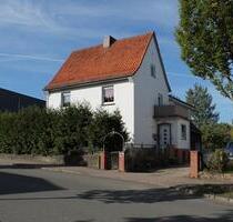 Zweifamilienhaus - 377.000,00&nbsp;EUR Kaufpreis, ca.&nbsp; 223,00&nbsp;m&sup2; in Breuna (PLZ: 34479)