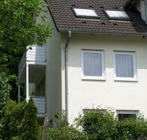 Schöne 2 Zi.-Whg (ca.44qm) - Balkon, Kelleranteil,Stellplatz - Kulmbach Blaich