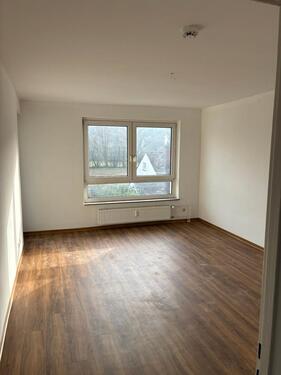 Foto - Schöne 2-Zimmer Wohnung mit neuen Bodenbelägen und Balkon zu vermieten
