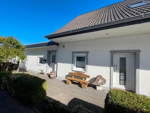 Foto - 7 Zimmer Einfamilienhaus zum Kaufen in Wilhelmshaven