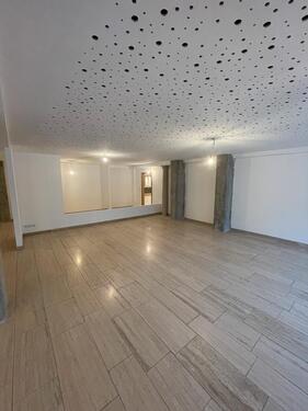 Foto - Laden Lager - 1.500,00 EUR Kaltmiete,