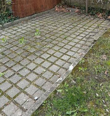 Foto - PKW-Stellplatz in Freiburg MooswaldSeepark (Elsässer Straße)