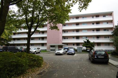 Foto - Renovierte und bezugsfertige 2-Zimmer-Wohnung im Grünen für Singles und Paare!