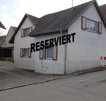 Einfamilienhaus - 185.000,00&nbsp;EUR Kaufpreis, ca.&nbsp; 105,00&nbsp;m&sup2; in Efringen-Kirchen (PLZ: 79588)