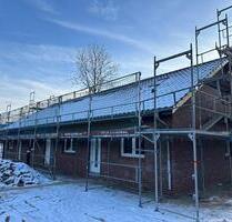 Moderne Neubau-Doppelhaushälfte im Erstbezug in Hemmoor