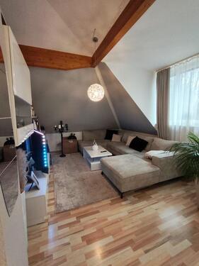 Foto - Helle 2-Zimmer-Wohnung im 3-Parteienhaus 