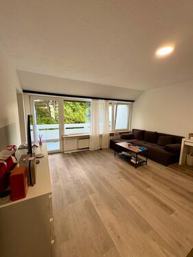 Foto - Schöne 1,5 Zi. Whg, renoviert, Fenster neu, gr. Südbalkon, Aufzug