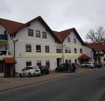 Großzügige 7-Zimmer Wohnung mit 2 Bädern & 3 PKW Stellplätzen - Burghaun