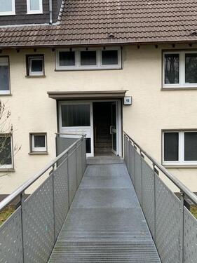 Foto - Schöne 4-Zimmer-Wohnung mit Küche, Diele, Bad zu vermieten