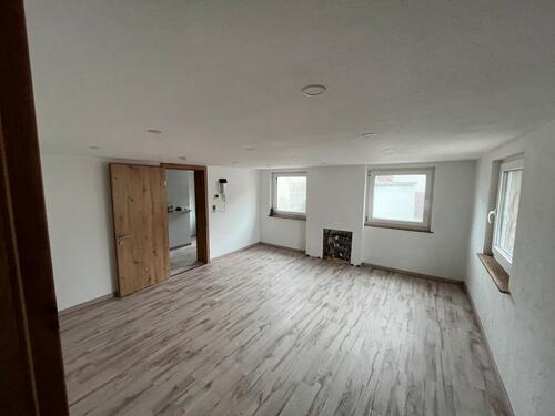 Foto - Haus zu vermieten – 120 m², komplett neu renoviert in Uttenweiler