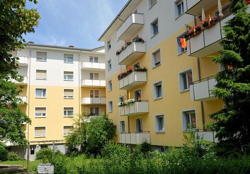 Foto - Helle und freundliche 3-Zimmer-Wohnung mit Balkon in zentraler, ruhigen Lage