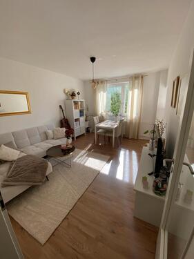 Foto - Helle 2-Zimmer Wohnung mit Balkon in zentraler Lage