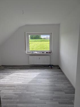 Foto - Dachgeschosswohnung in Obertiefenbach zu vermieten