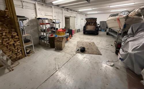 Foto - Hallen Stellplatz, Kfz, Motorrad, Bike, Auto, Oldtimer