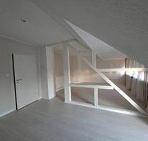 schöne helle Dachgeschosswohnung - Marl