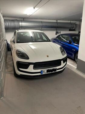 Foto - Tiefgaragen Stellplatz - 100,00&nbsp;EUR Miete,