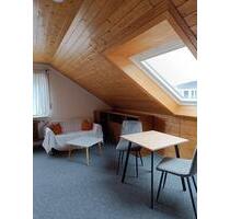 Möbliertes Zimmer 22m² in WG. - 490,00&nbsp;EUR Kaltmiete, ca.&nbsp; 22,00&nbsp;m&sup2; in Oberkochen (PLZ: 73447)