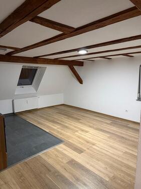 Foto - 3 Zimmer Dachgeschoßwohnung zur Miete in Reutlingen