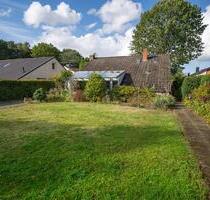 Freistehendes Einfamilienhaus mit schönem Garten - Achim