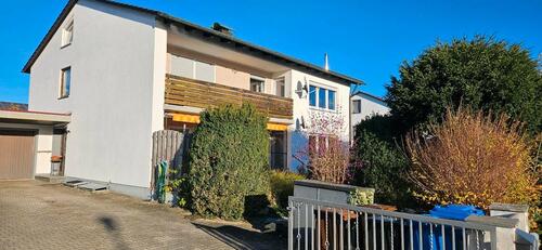 Foto - Bieten schöne große 5-Zimmer Mietwohnung in Langquaid