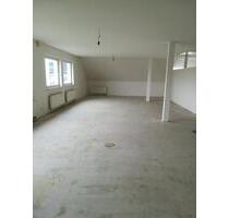 Helle Büroräume - Nähe A 45 - 1.040,00&nbsp;EUR Kaltmiete, ca.&nbsp; 8,00&nbsp;m&sup2; in Florstadt (PLZ: 61197)