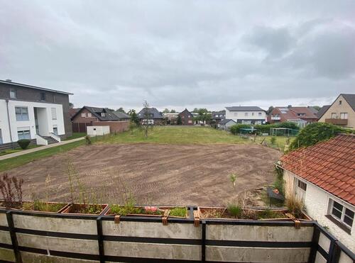 Foto - Zweifamilienhaus mit zusätz. Bauplatz zu verkaufen *Gute Lage*