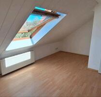 Helle 1-Raum-Dachgeschosswohnung - Dessau-Roßlau