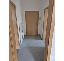 Wohnen im Grünen: 2-Raum-Wohnung in Hartmannsdorf